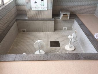 大型タイル浴槽・床面シート～広島県呉市本通